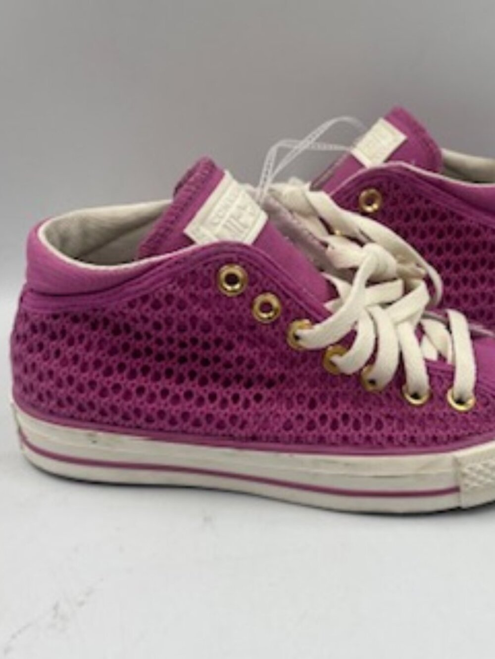 NEW Converse Sneakers Women’s 7 Open Mesh Crochet Style Mid Shoes NWOB